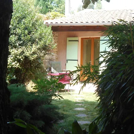 In Guest - La Du Mimosa Donzère